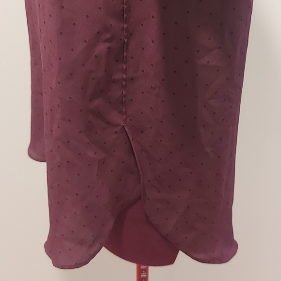 Hi-lo polka dot blouse - Picture 3 of 3